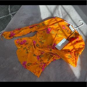 NWT❤️ Zara studio blouse vibrant colors flowers L